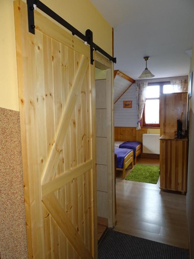 Olimp Pokoje I Apartamenty ชเจอร์ค ภายนอก รูปภาพ