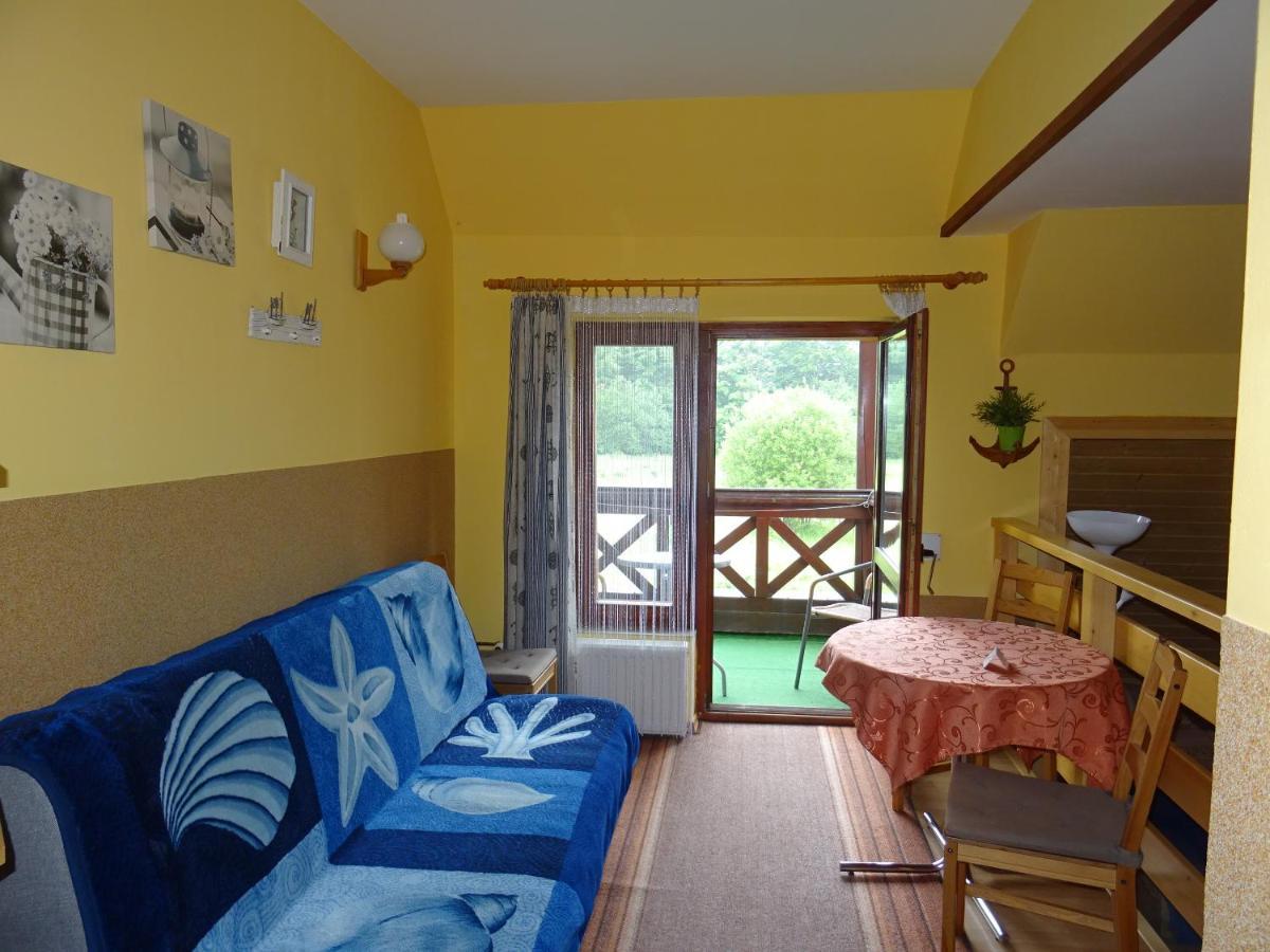 Olimp Pokoje I Apartamenty ชเจอร์ค ภายนอก รูปภาพ