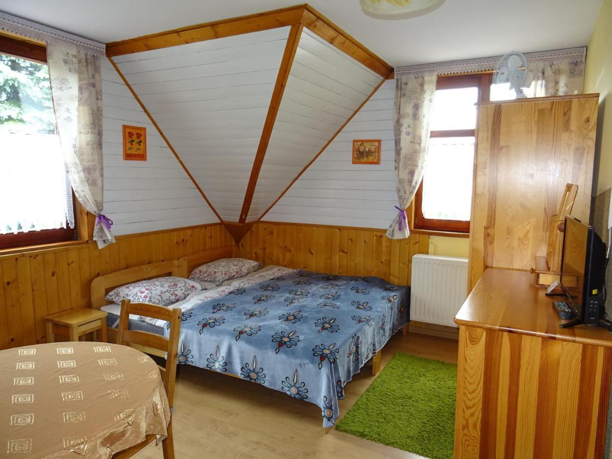 Olimp Pokoje I Apartamenty ชเจอร์ค ภายนอก รูปภาพ
