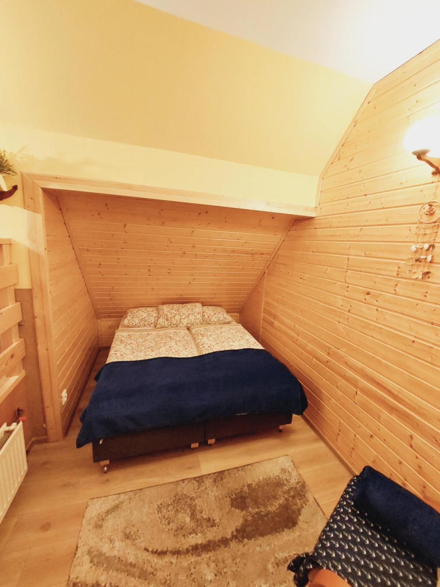 Olimp Pokoje I Apartamenty ชเจอร์ค ภายนอก รูปภาพ