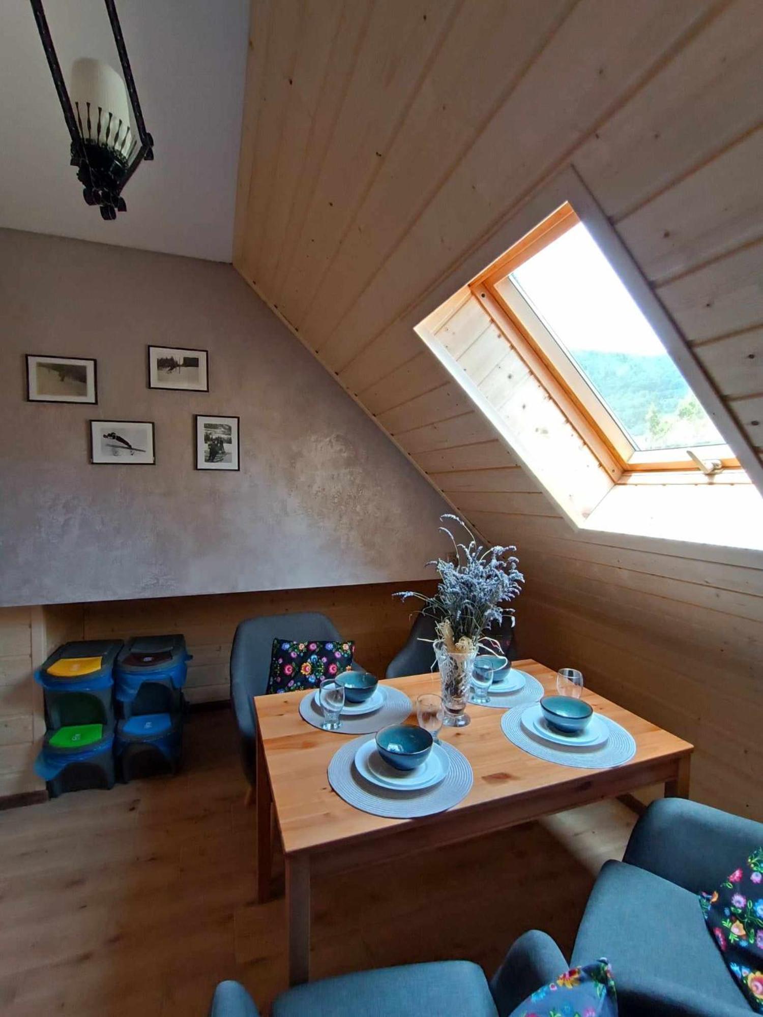 Olimp Pokoje I Apartamenty ชเจอร์ค ภายนอก รูปภาพ